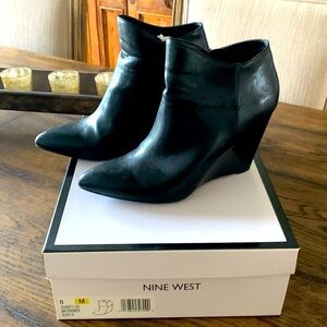 Women’s nine west bootie